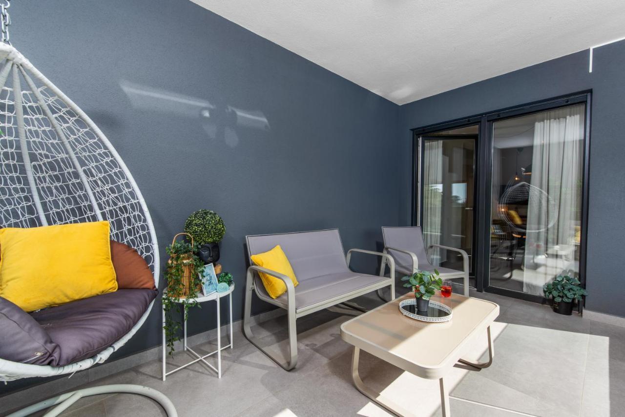 Apart Residence Galant 로비니 외부 사진