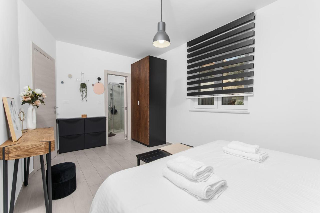 Apart Residence Galant 로비니 외부 사진
