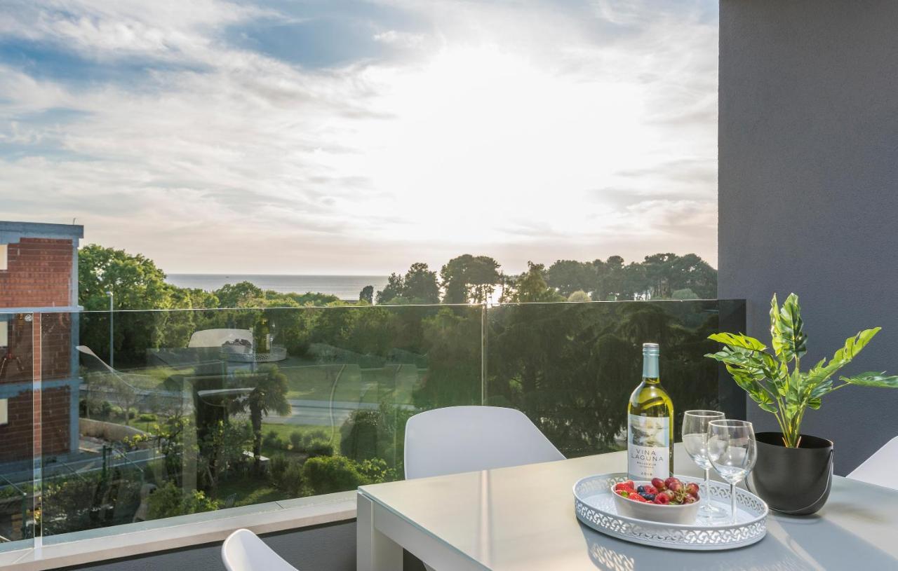 Apart Residence Galant 로비니 외부 사진