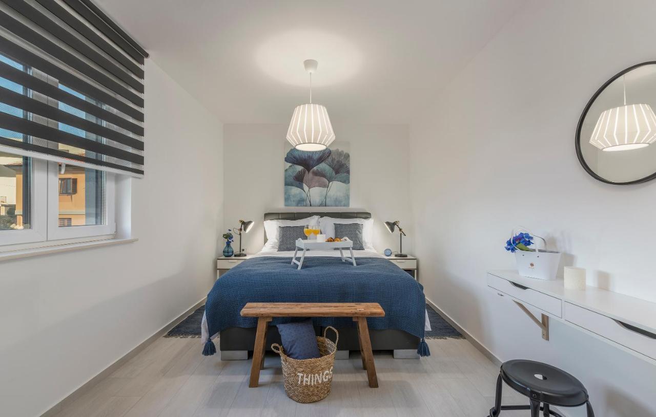 Apart Residence Galant 로비니 외부 사진